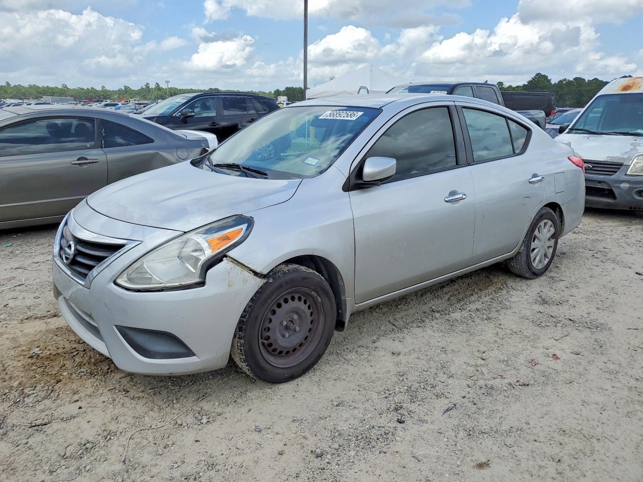 3N1CN7AP2GL837433 · 2016 NISSAN VERSA