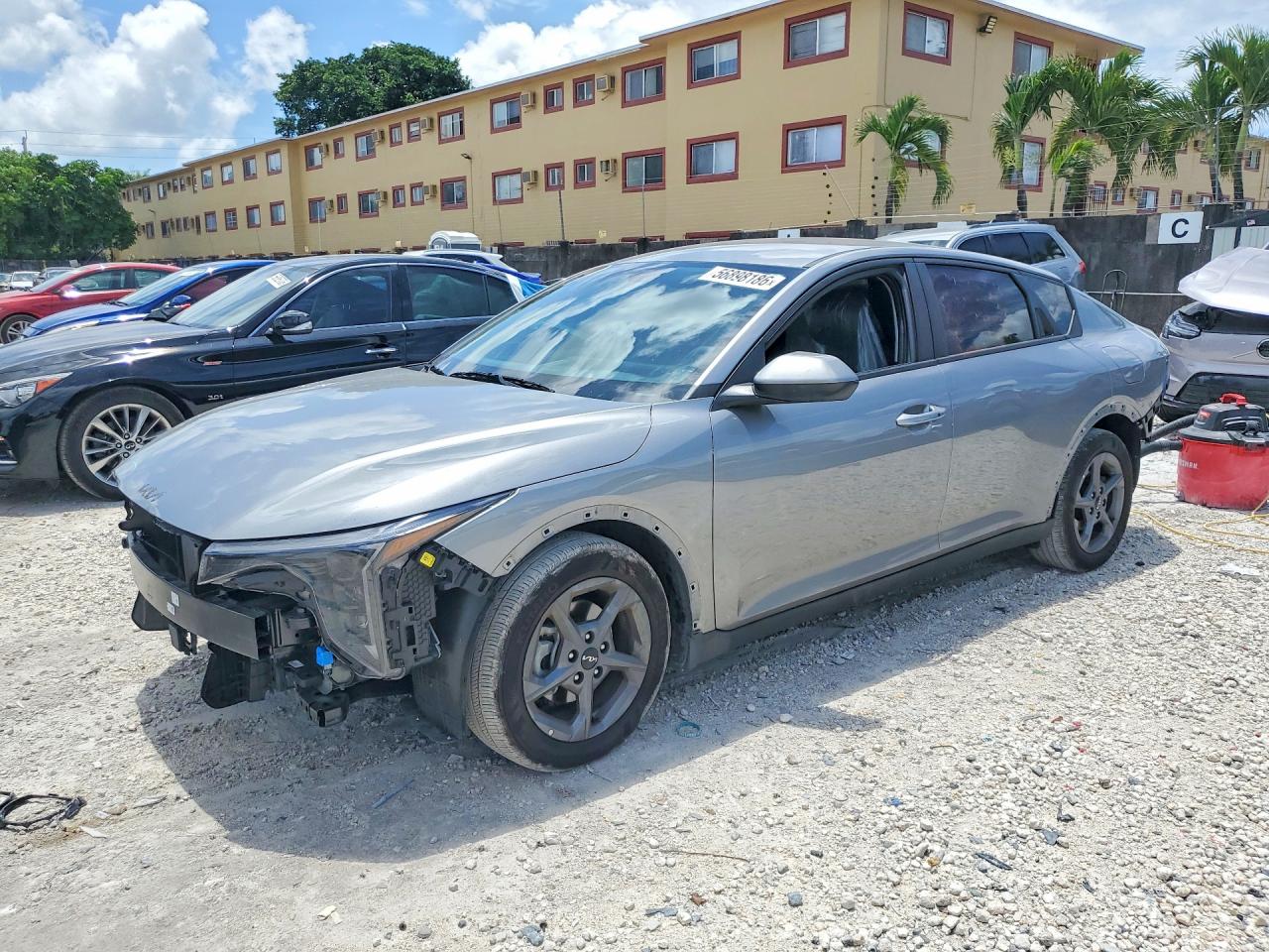 2025 KIA K4