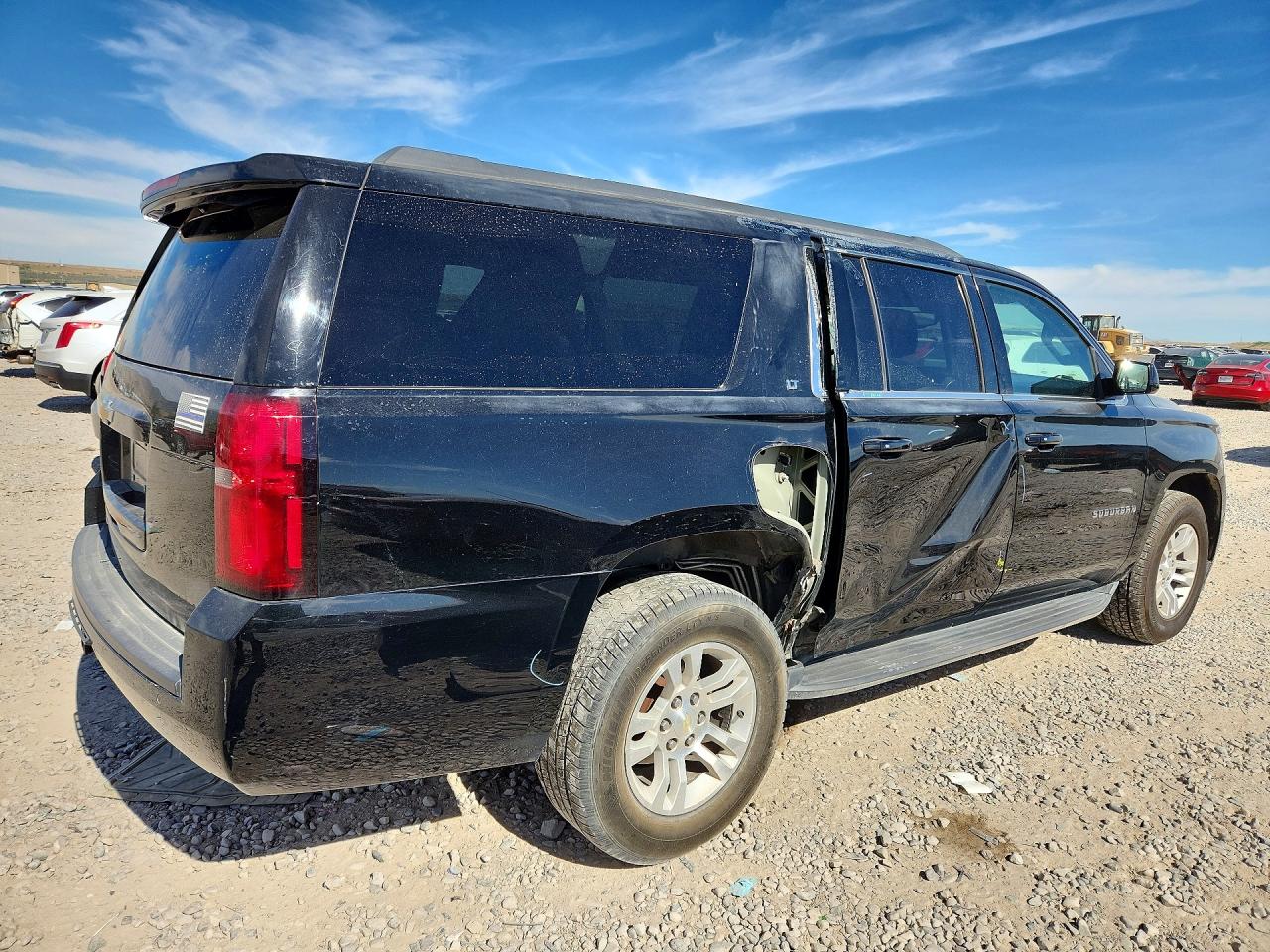 1GNSKHKC2GR222044 · 2016 CHEVROLET SUBURBAN · 3/13