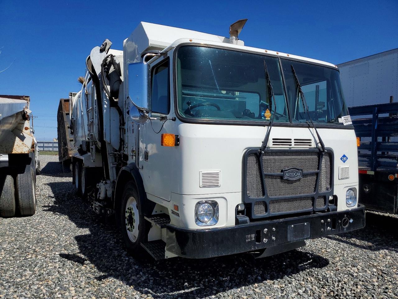 5VCACRCE7KC230159 · 2019 AUTOCAR XPEDITOR
