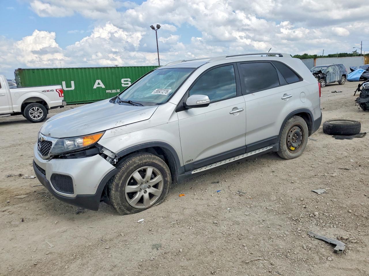 5XYKTDA28CG296682 · 2012 KIA SORENTO