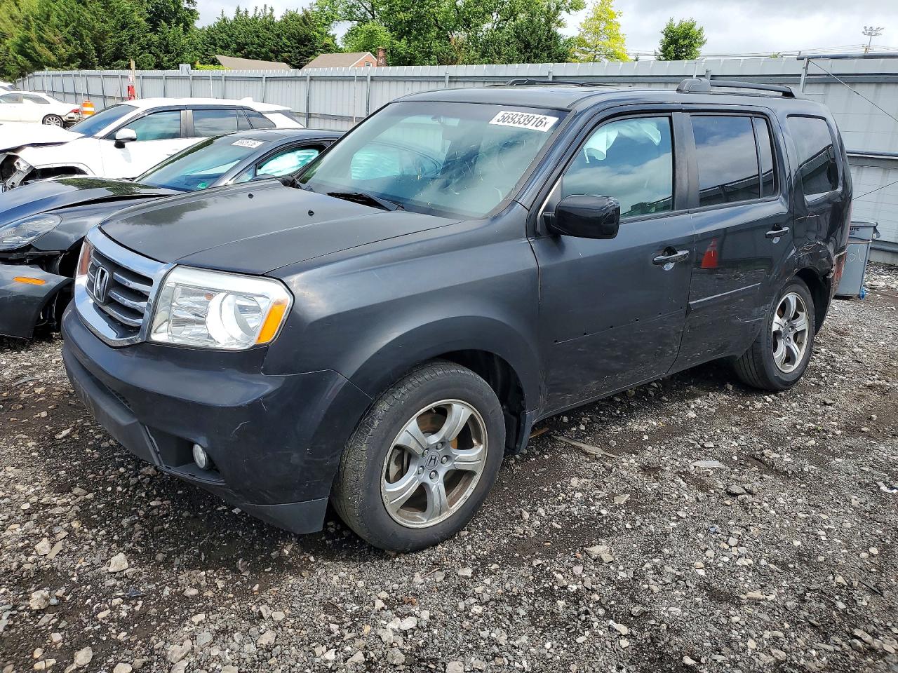 5FNYF4H32FB025192 · 2015 HONDA PILOT