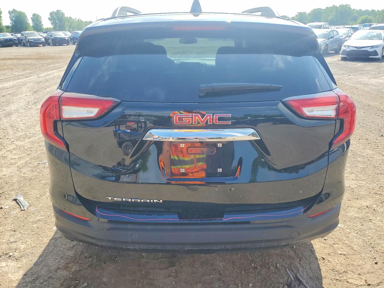 3GKALMEV1NL170776 · 2022 GMC TERRAIN · 6/14