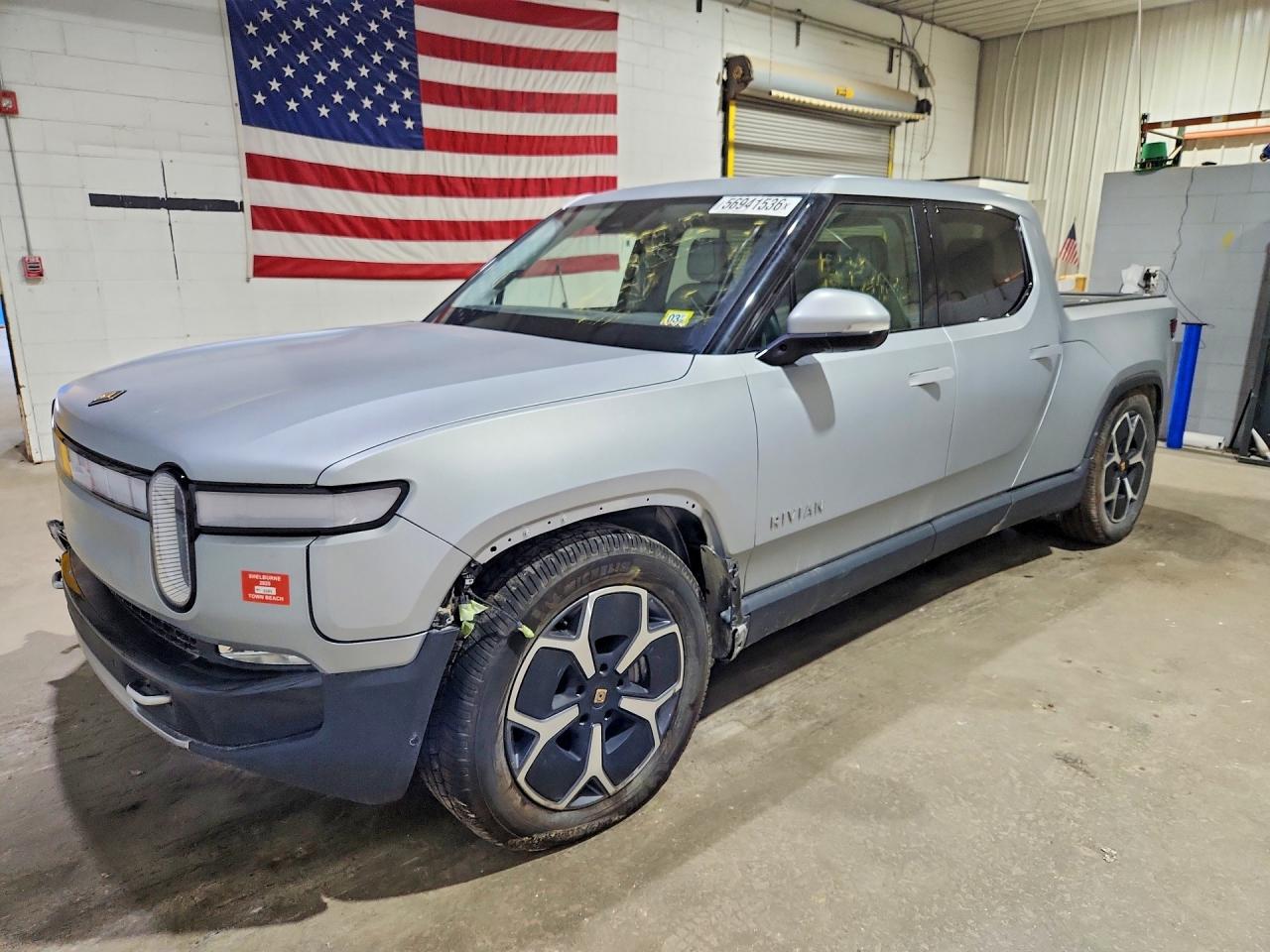 7FCTGCAA1RN030863 · 2024 RIVIAN R1T