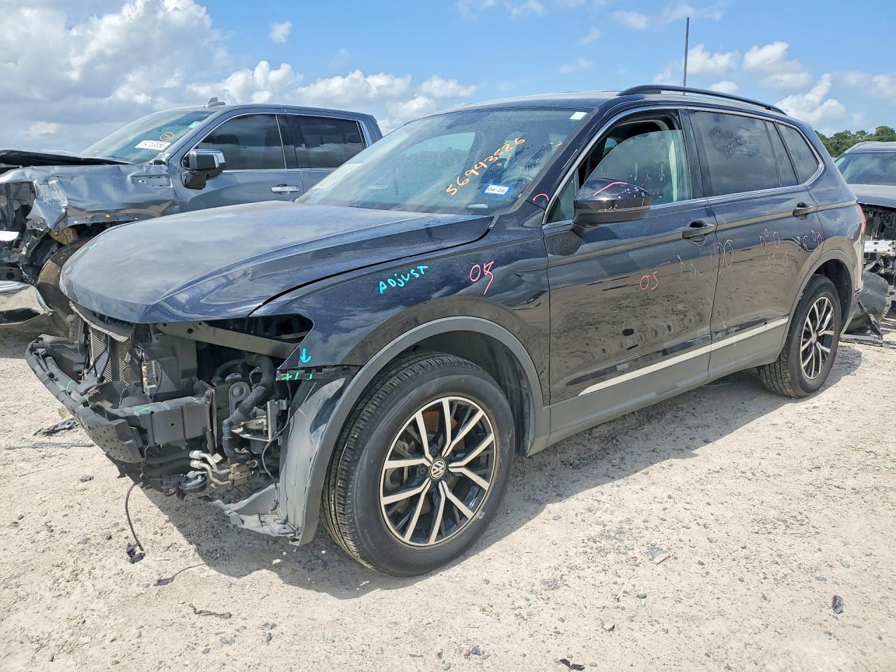 3VV3B7AX5MM037691 · 2021 VOLKSWAGEN TIGUAN