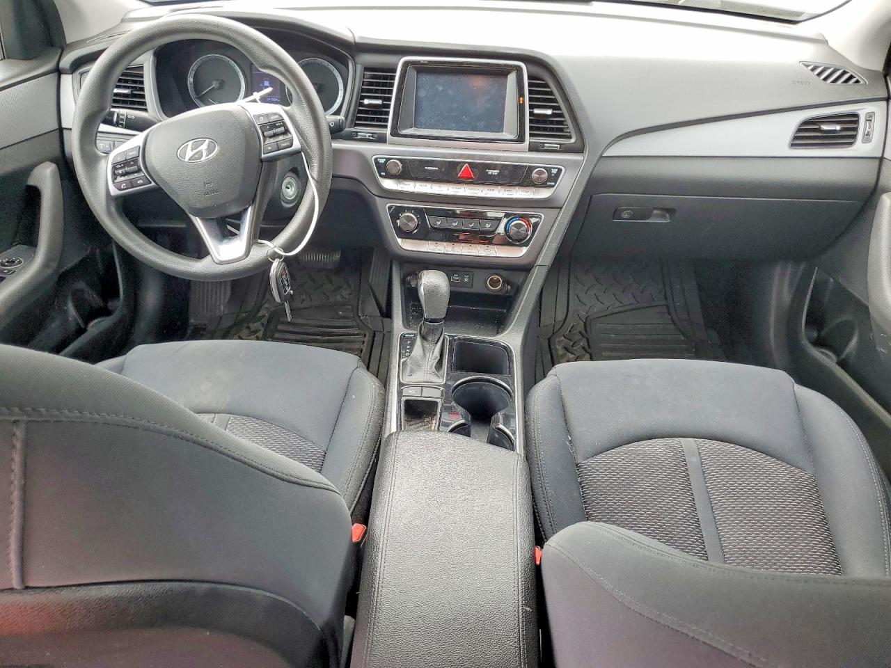 5NPE24AF4KH737038 · 2019 HYUNDAI SONATA · 8/12