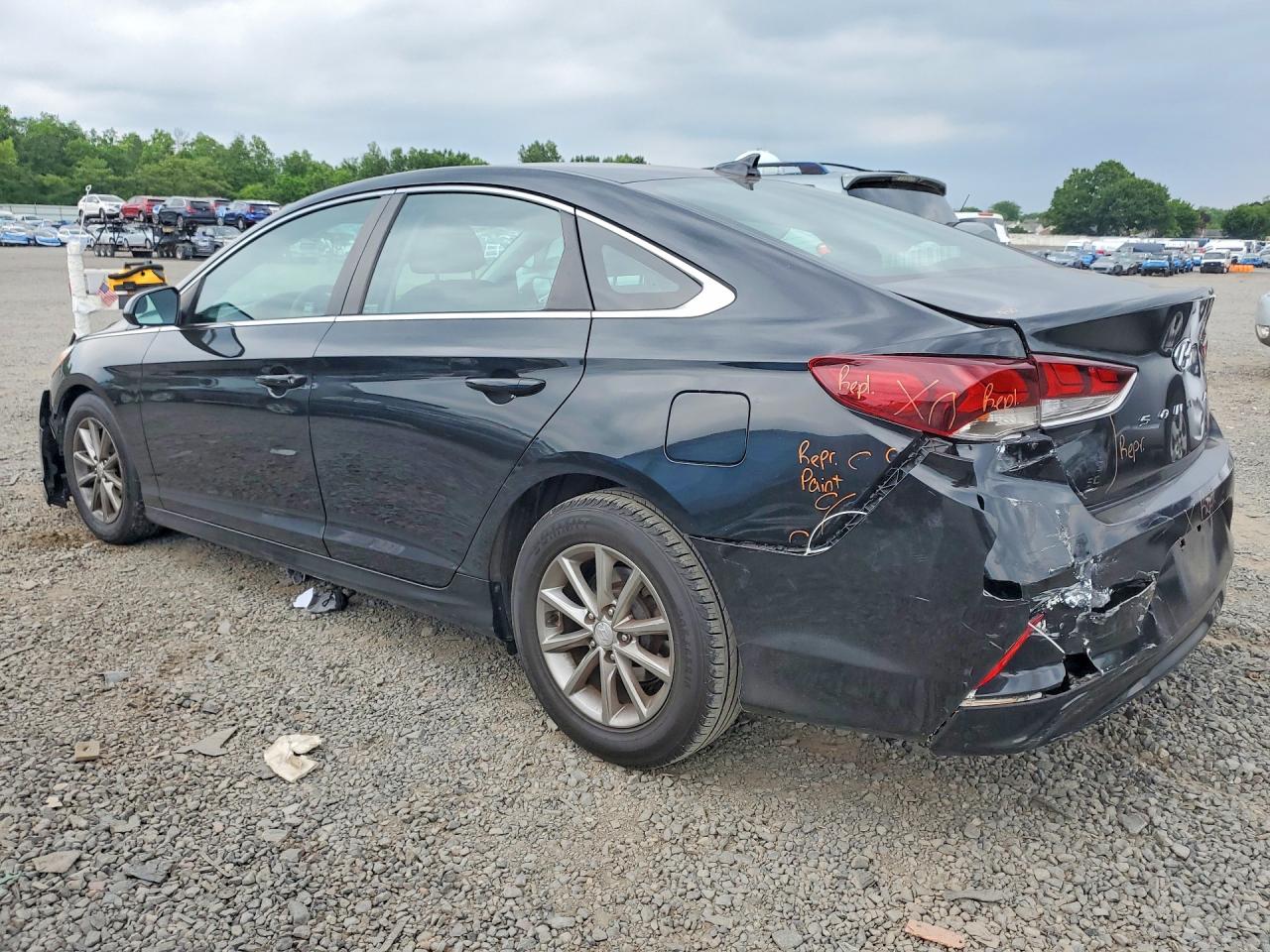 5NPE24AF4KH737038 · 2019 HYUNDAI SONATA · 2/12