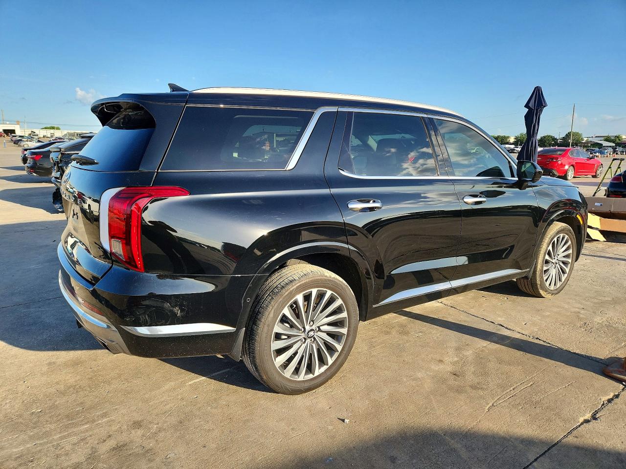 KM8R74GEXSU927199 · 2025 HYUNDAI PALISADE · 3/12