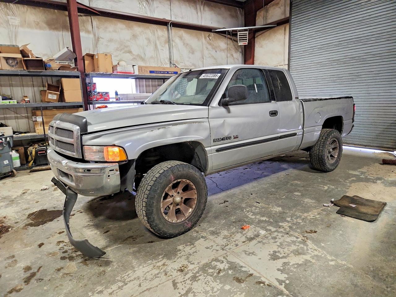 3B7HF13Z31G777867 · 2001 DODGE RAM 1500