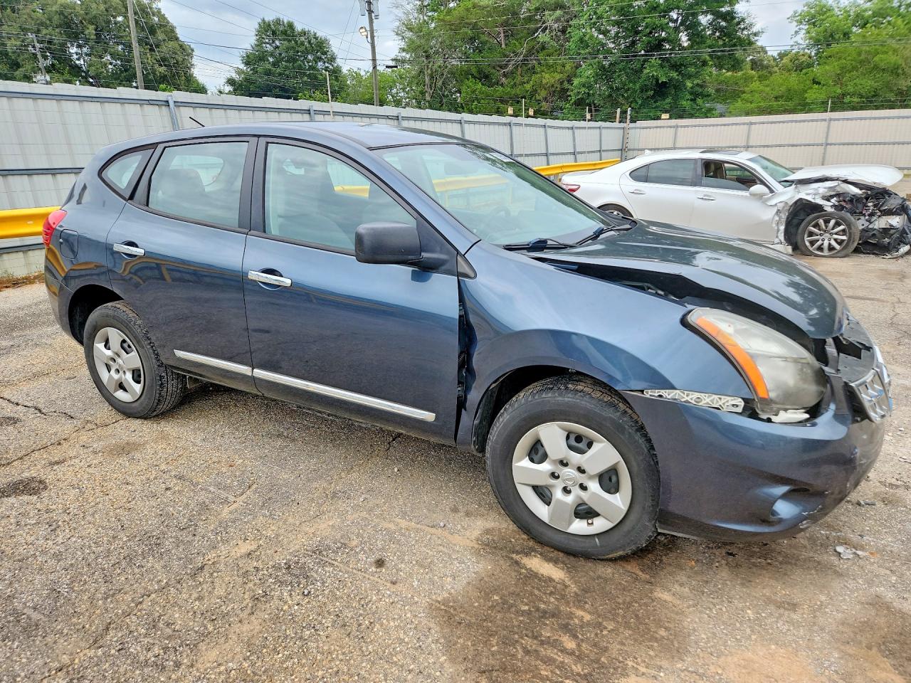 JN8AS5MT8EW604646 · 2014 NISSAN ROGUE SELECT · 4/13