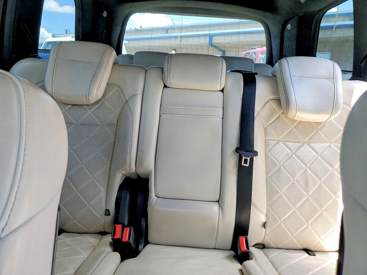 4JGDF6EE4HA758285 · 2017 MERCEDES-BENZ GLS · 10/13