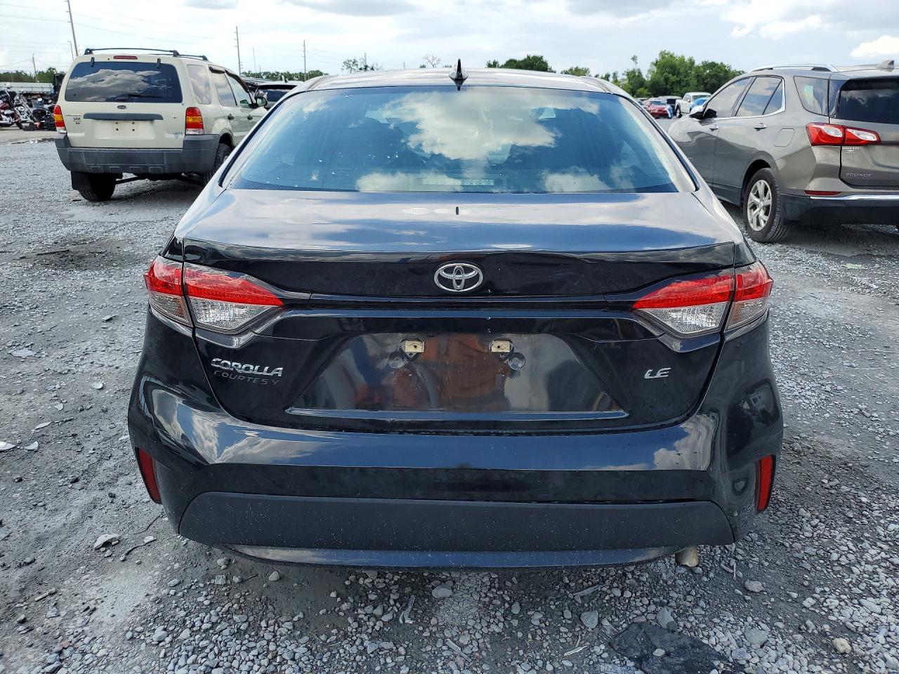 5YFEPMAE6NP276084 · 2022 TOYOTA COROLLA · 6/13