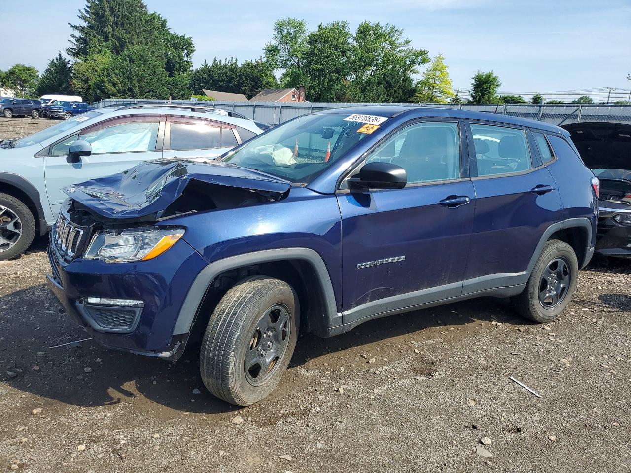 3C4NJDAB0JT256749 · 2018 JEEP COMPASS