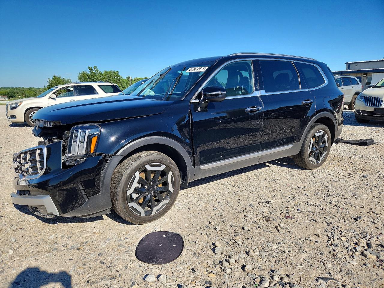 5XYP6DGC0PG393717 · 2023 KIA TELLURIDE