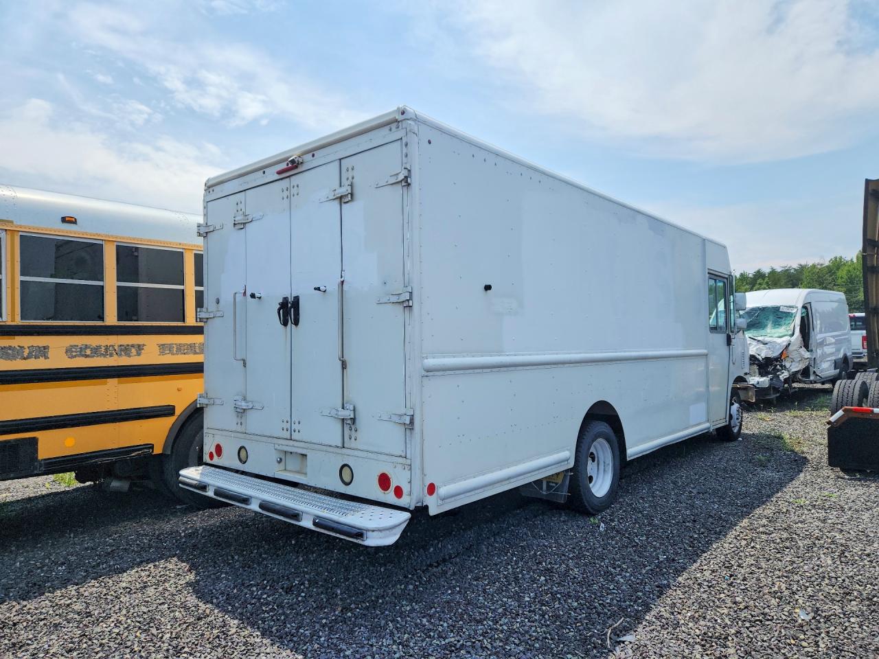 1F65F5KY9D0A03718 · 2013 FORD F59 · 3/12