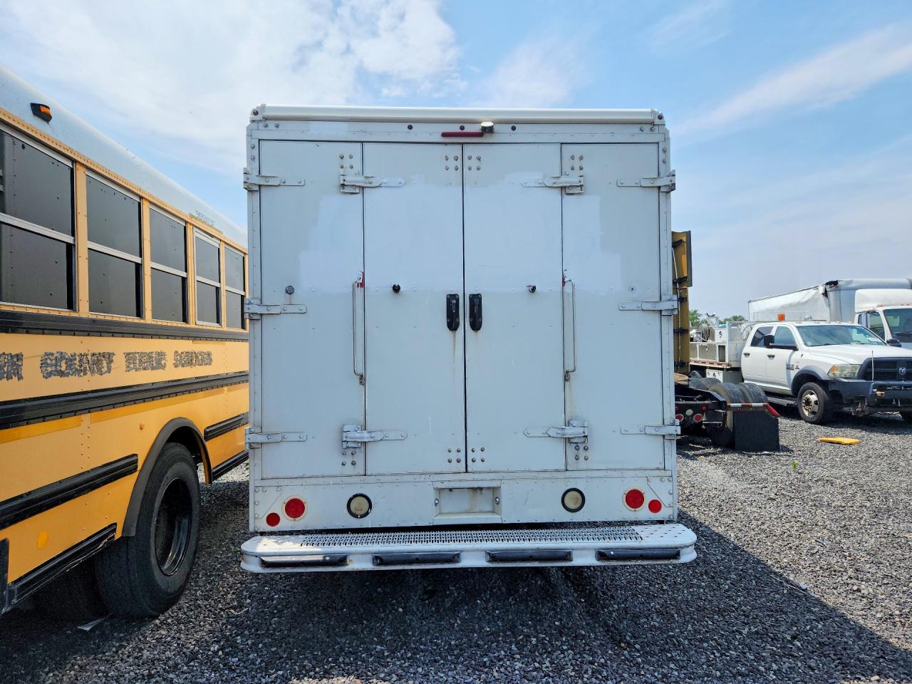 1F65F5KY9D0A03718 · 2013 FORD F59 · 6/12