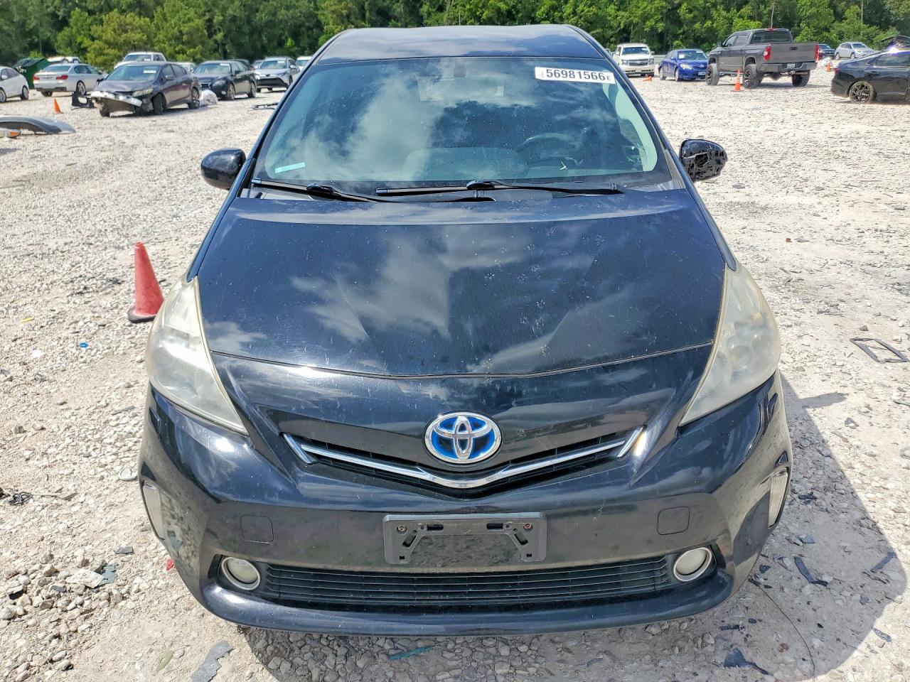 JTDZN3EU3C3061027 · 2012 TOYOTA PRIUS V · 5/13