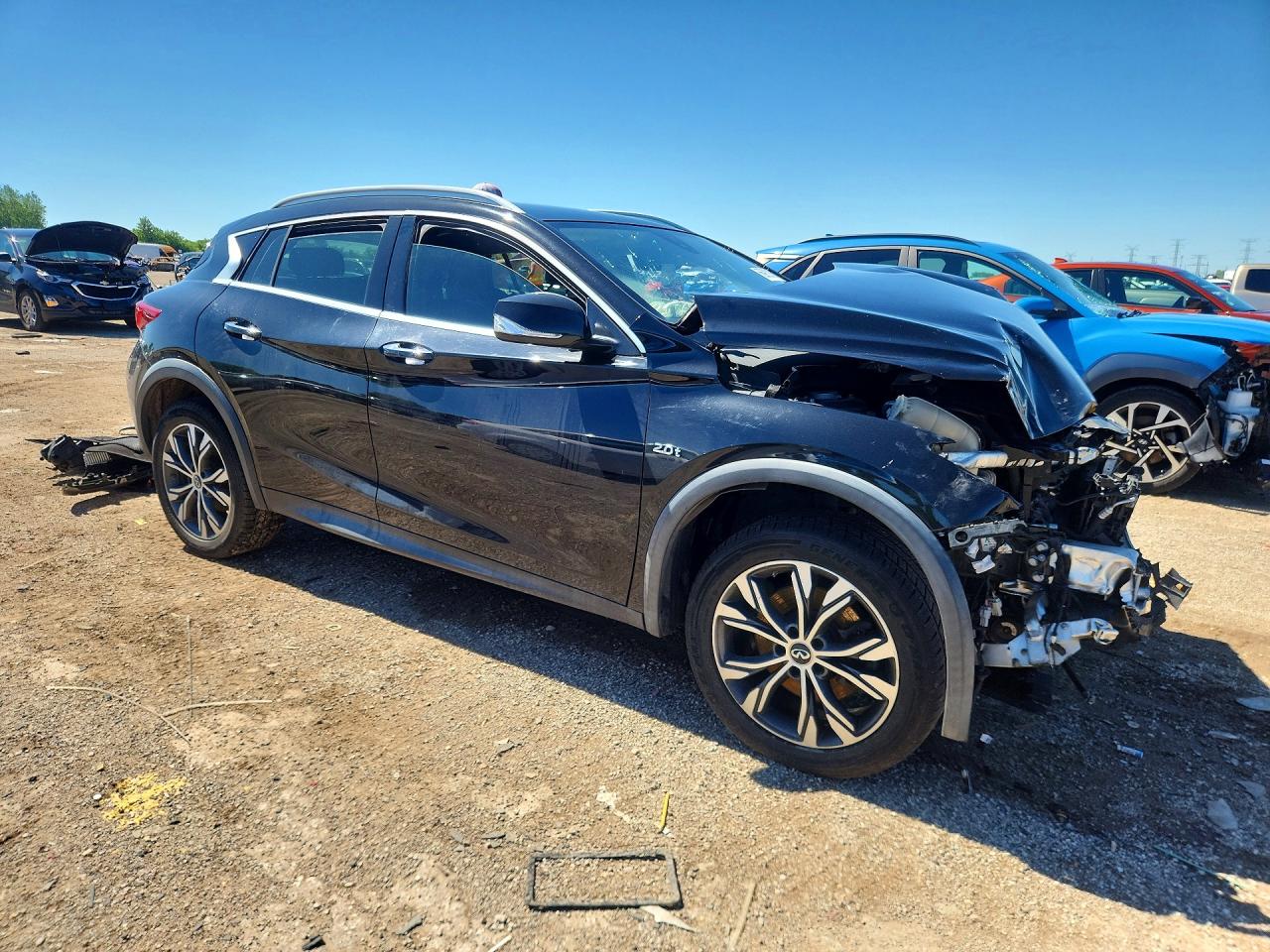 SJKCH5CR9HA026404 · 2017 INFINITI QX30 · 4/13