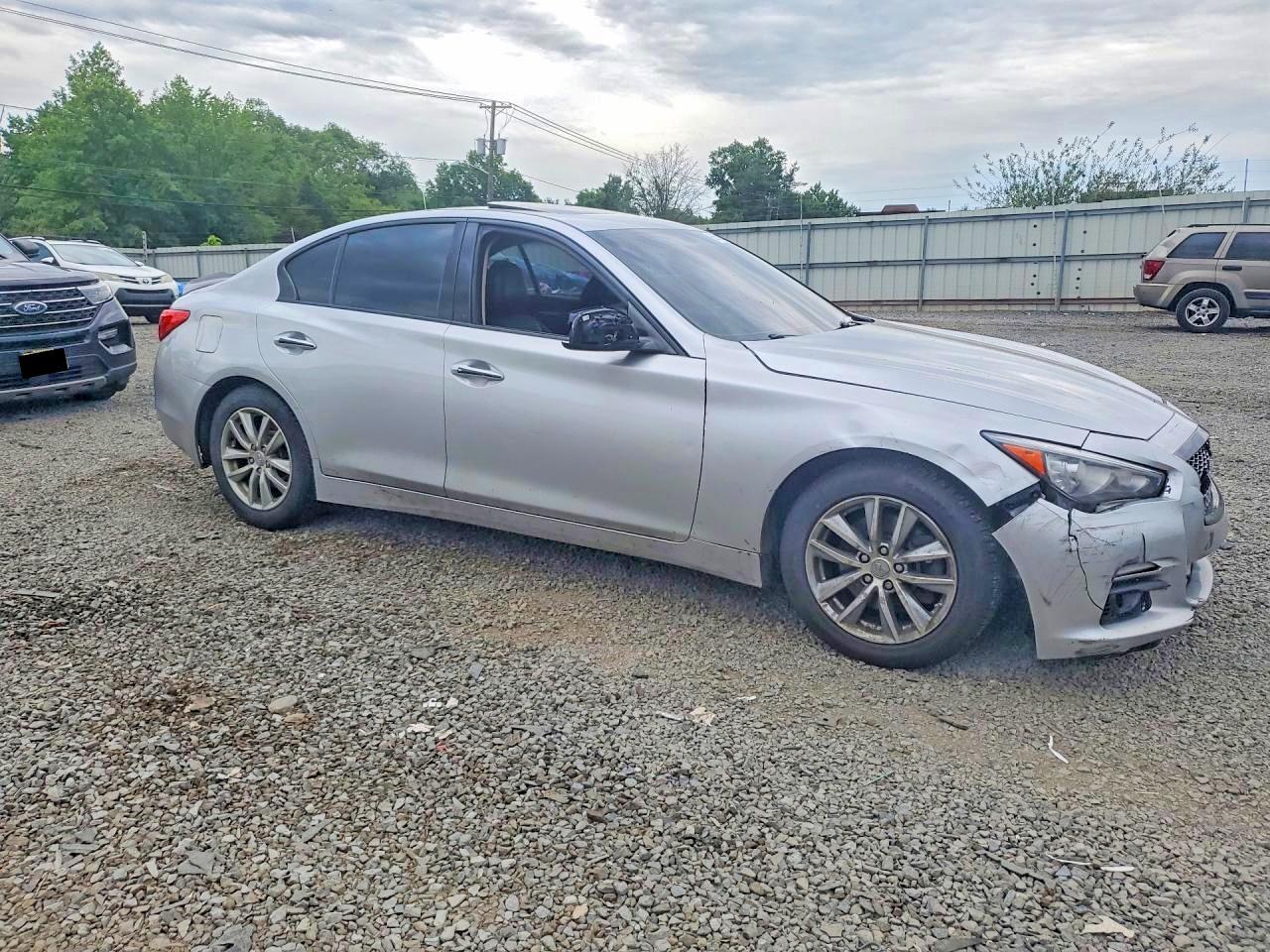 JN1CV7AR5HM682398 · 2017 INFINITI Q50 · 4/12