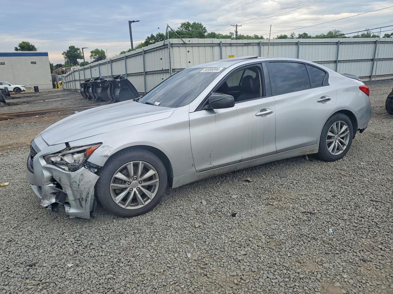 JN1CV7AR5HM682398 · 2017 INFINITI Q50