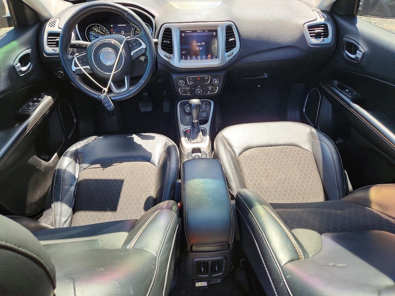 3C4NJDBB6JT104957 · 2018 JEEP COMPASS · 8/13