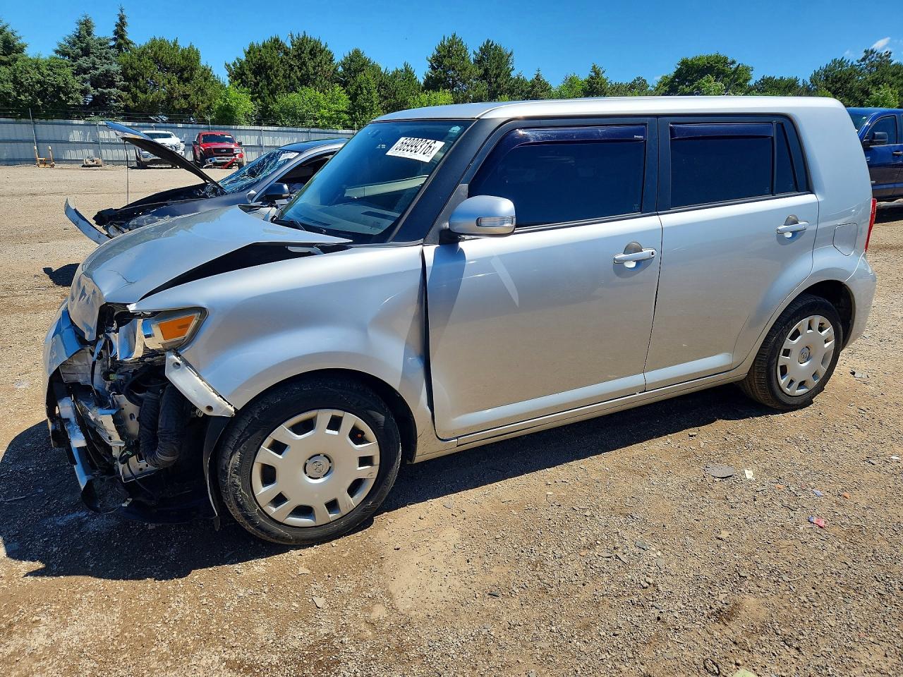 JTLZE4FE7FJ075773 · 2015 SCION XB