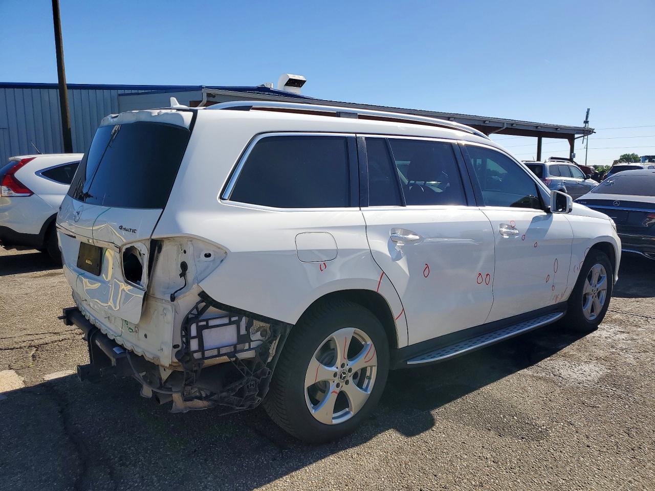 4JGDF6EE3HA965797 · 2017 MERCEDES-BENZ GLS · 3/14