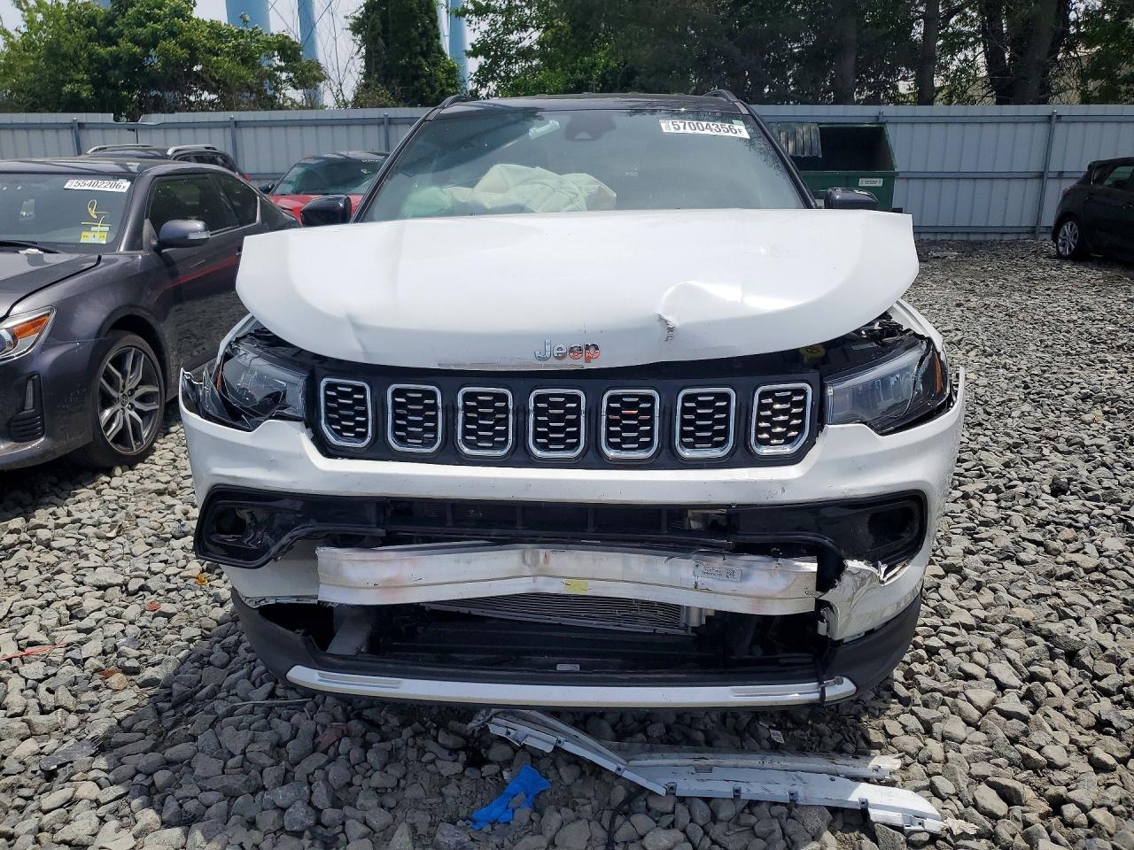 3C4NJDCNXST517586 · 2025 JEEP COMPASS · 5/13