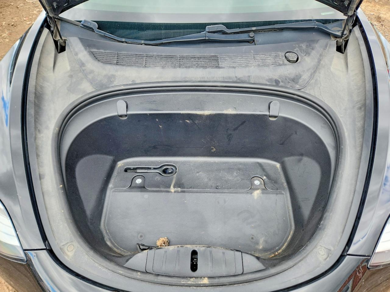 5YJ3E1EA8KF401841 · 2019 TESLA MODEL 3 · 11/12