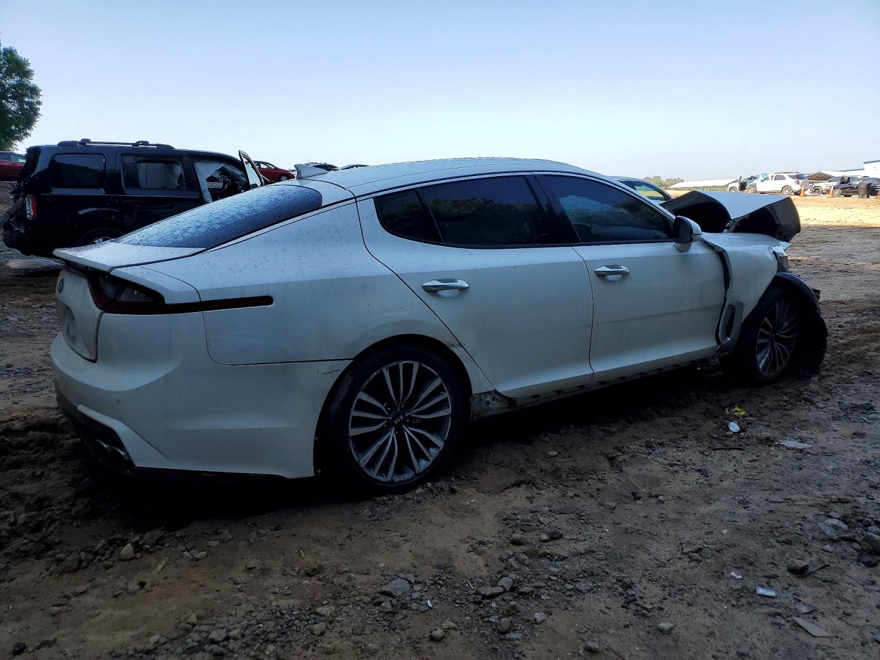 KNAE15LA2K6064218 · 2019 KIA STINGER · 3/12