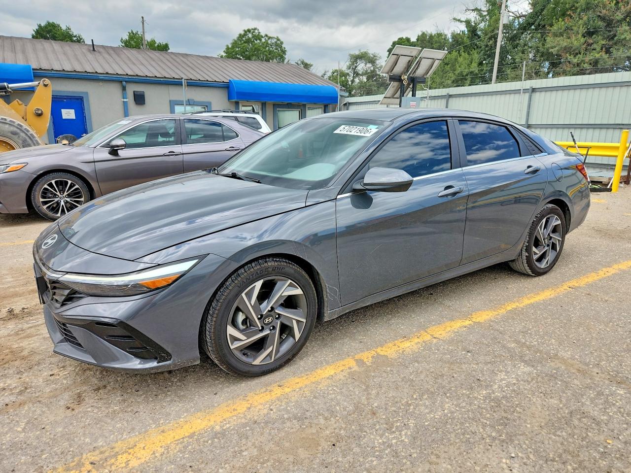 KMHLS4DG5RU824115 · 2024 HYUNDAI ELANTRA