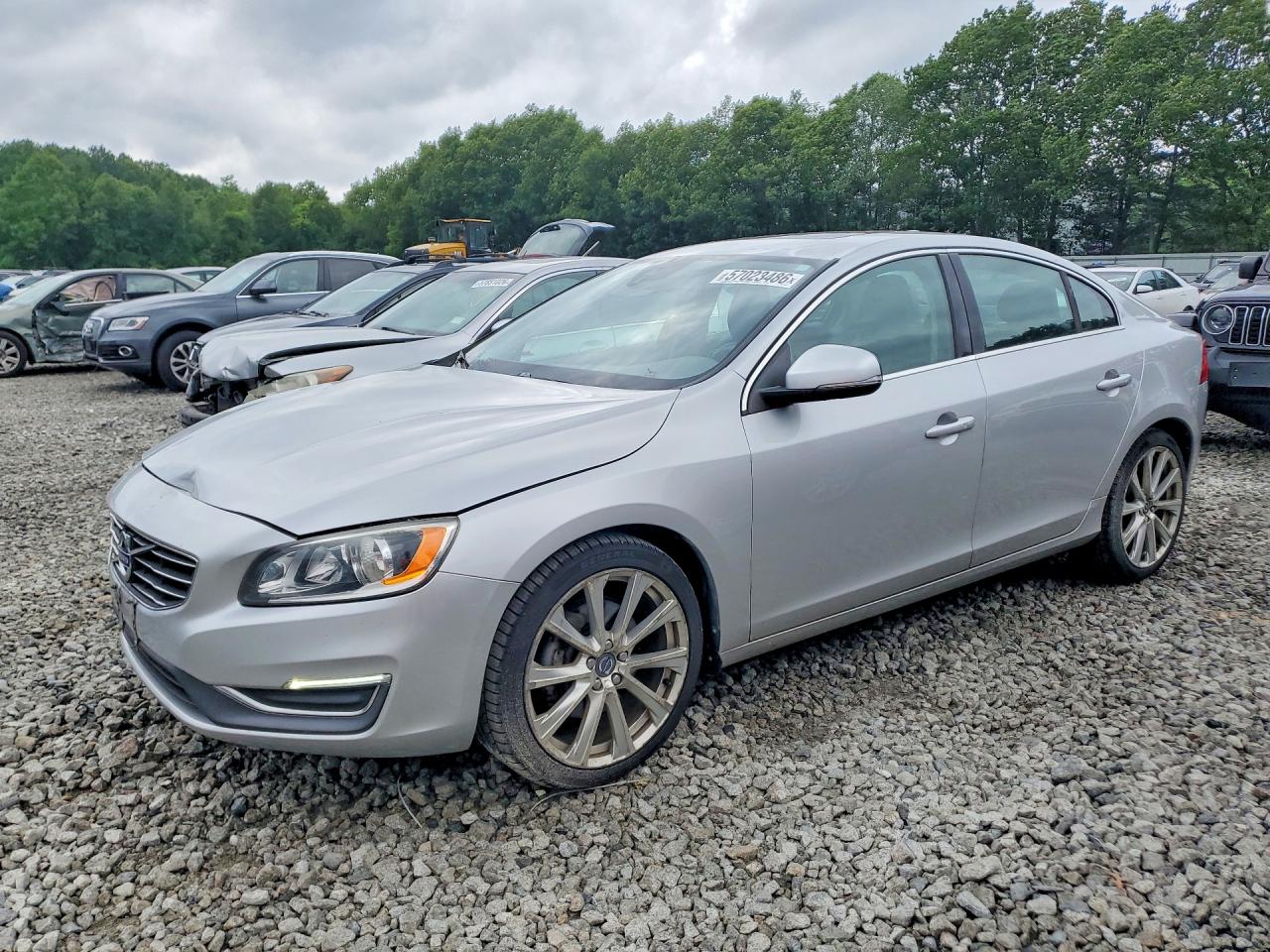 LYV402TK8HB135932 · 2017 VOLVO S60