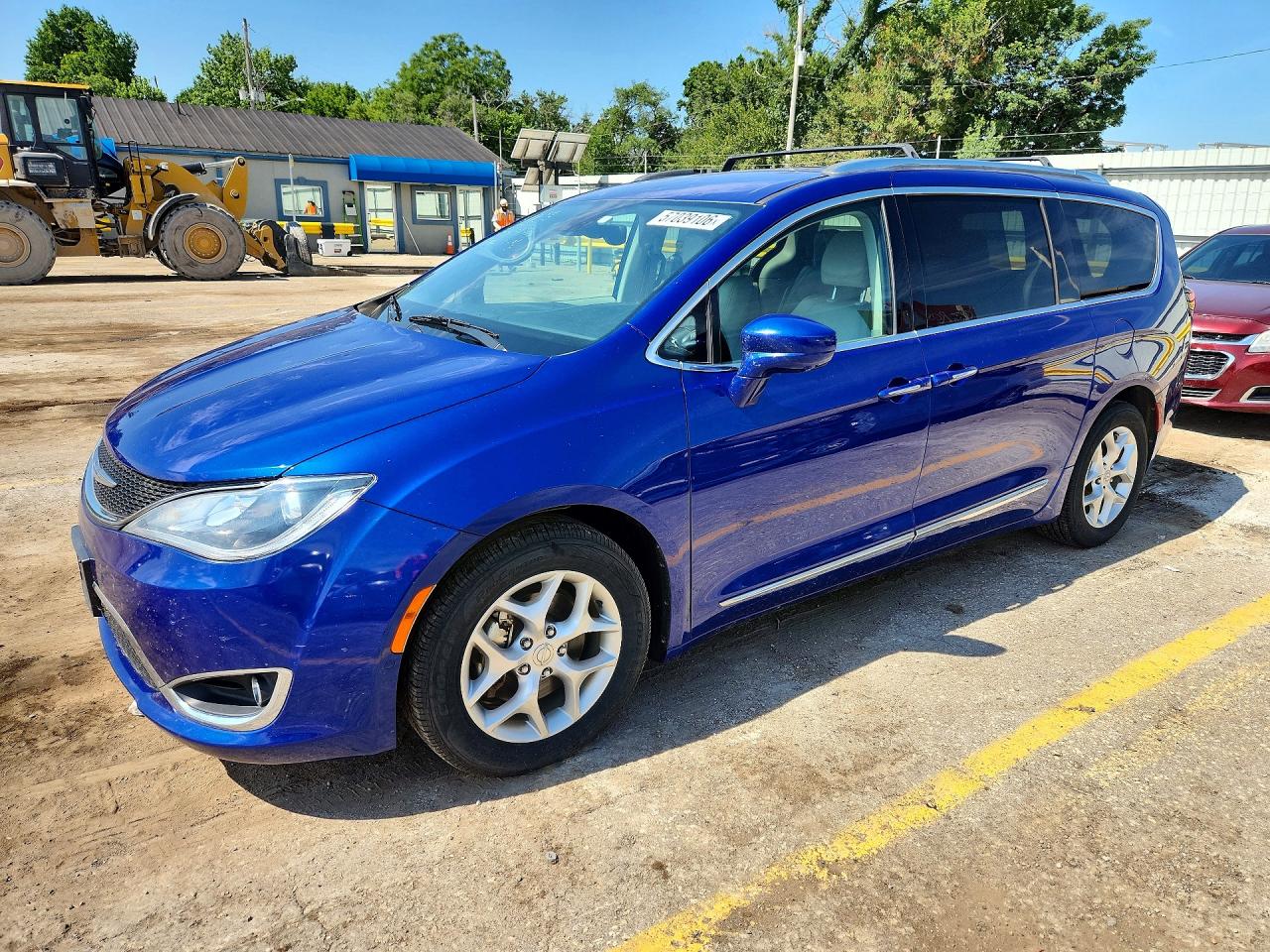 2C4RC1EG0KR549457 · 2019 CHRYSLER PACIFICA