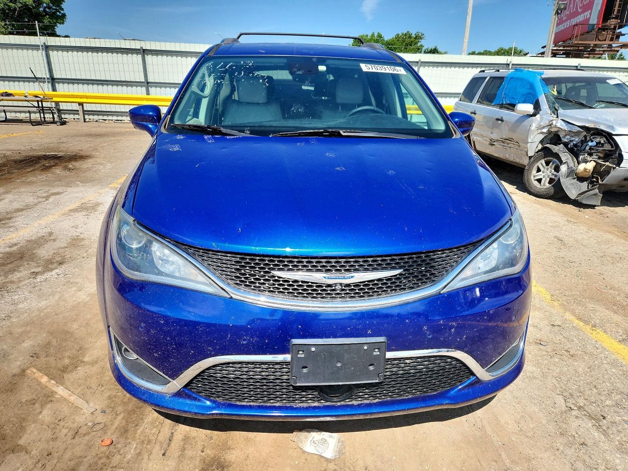 2C4RC1EG0KR549457 · 2019 CHRYSLER PACIFICA · 5/13