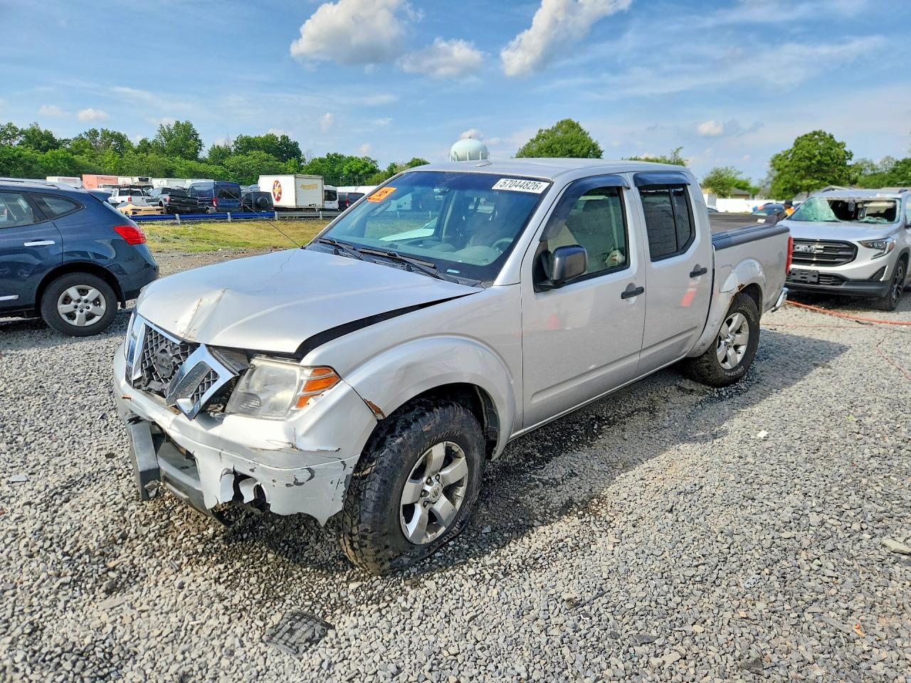 2013 NISSAN FRONTIER