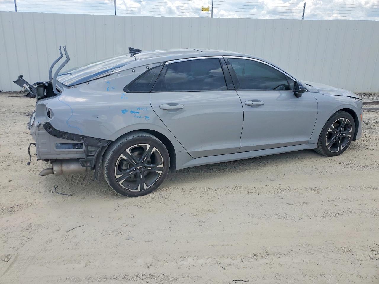 5XXG64J25MG069002 · 2021 KIA K5 · 3/12