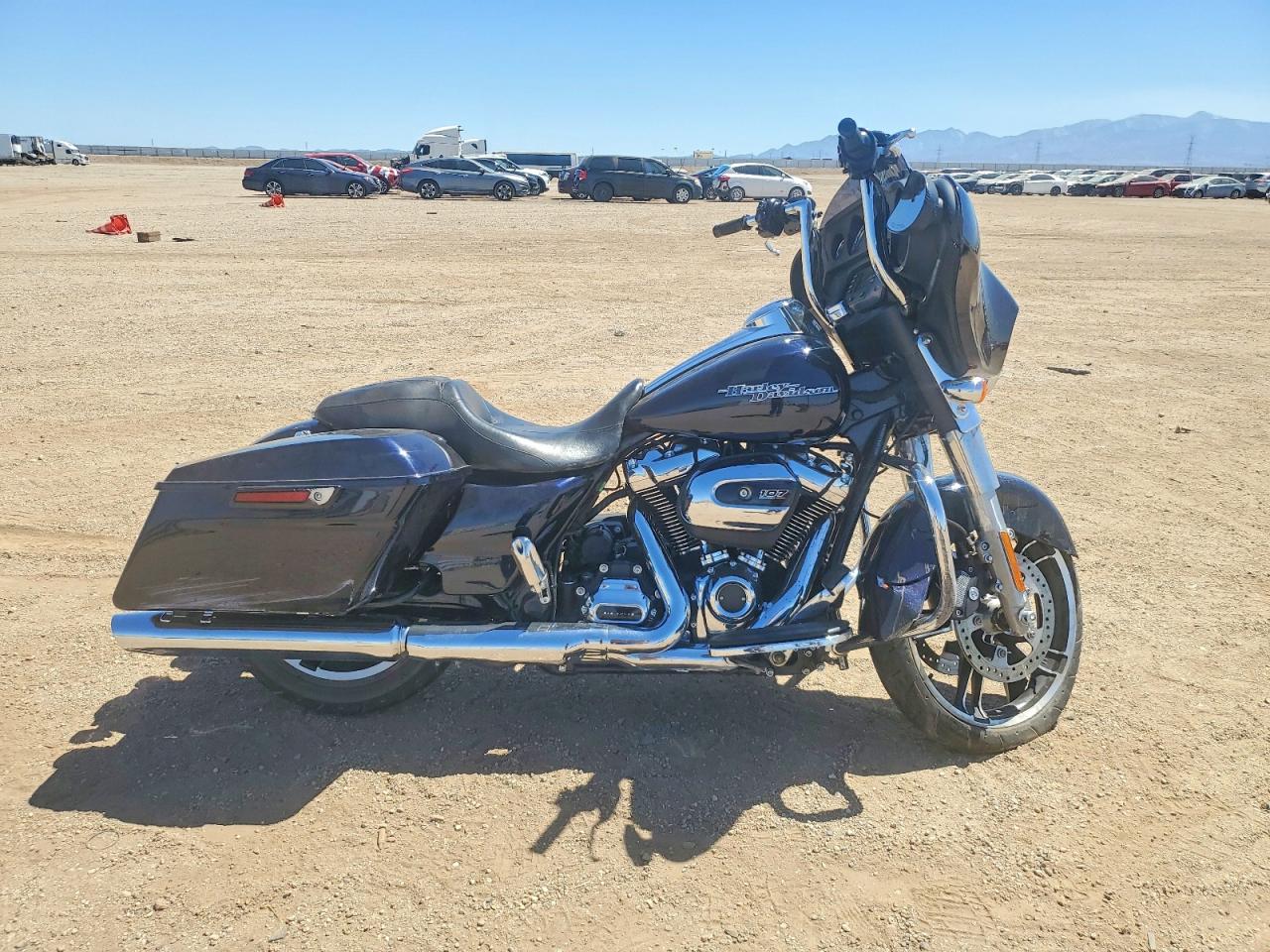1HD1KBC37KB627607 · 2019 HARLEY-DAVIDSON FLHX
