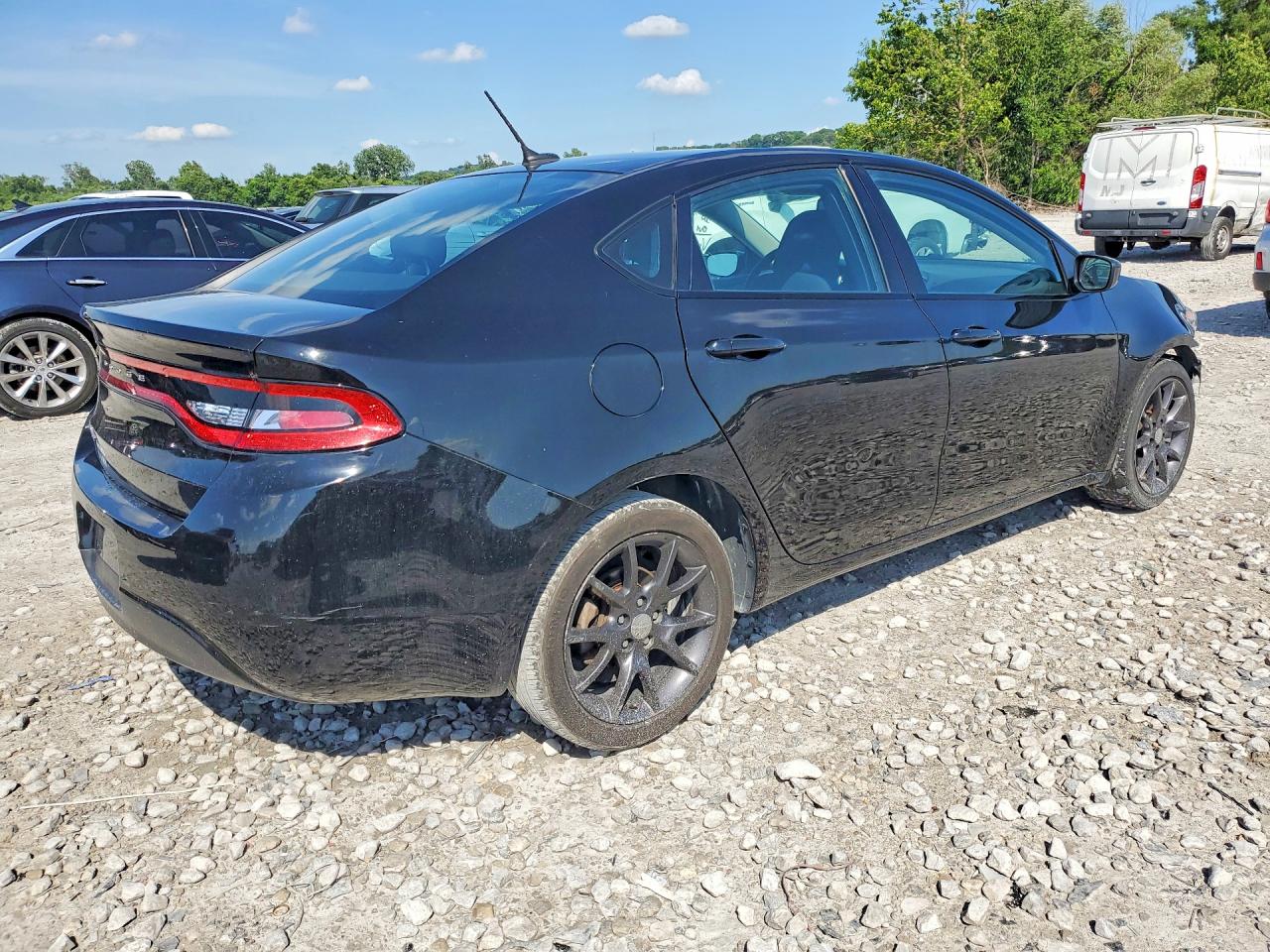 1C3CDFAA3GD591847 · 2016 DODGE DART · 3/13