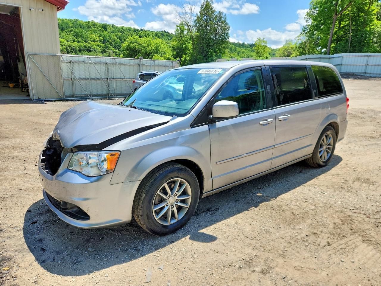 2C4RDGBG4FR685018 · 2015 DODGE GRAND CARAVAN