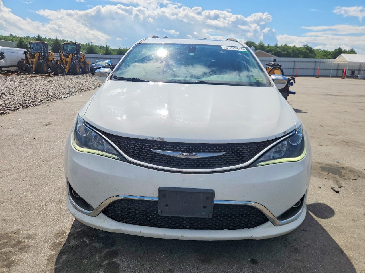 2C4RC1GG3HR744703 · 2017 CHRYSLER PACIFICA · 5/13
