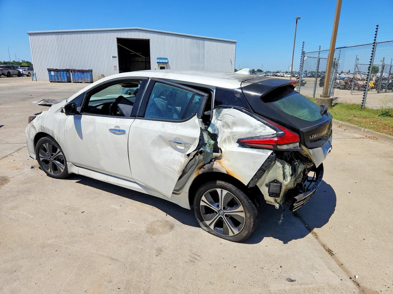 1N4BZ1DV4NC551408 · 2022 NISSAN LEAF · 2/12