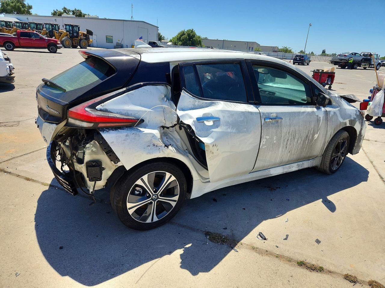 1N4BZ1DV4NC551408 · 2022 NISSAN LEAF · 3/12