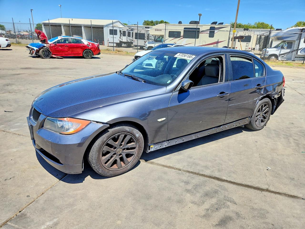 WBAVC53557FZ73011 · 2007 BMW 328