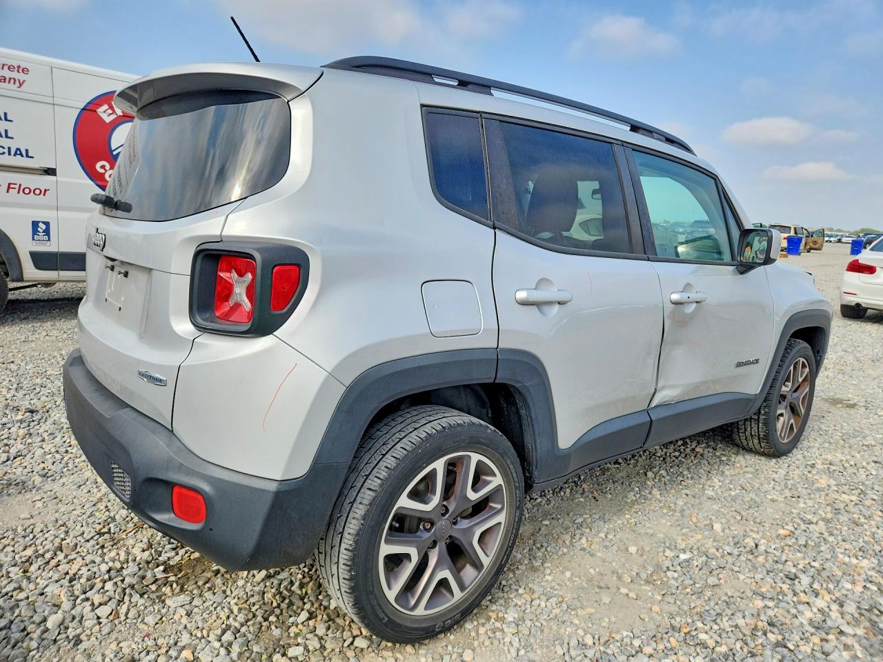 ZACCJABT0FPB66668 · 2015 JEEP RENEGADE · 3/14