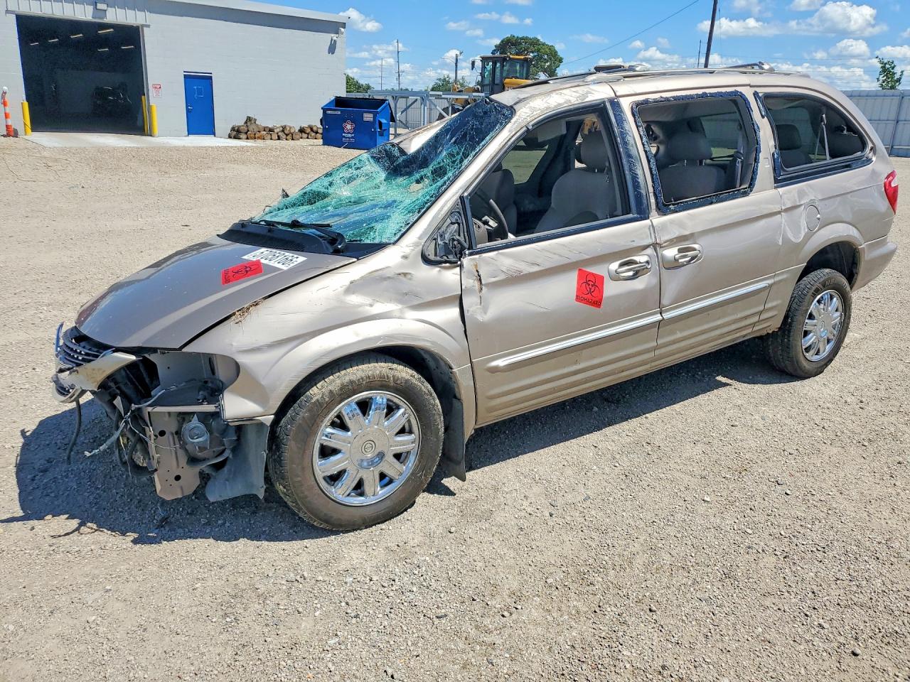 2C8GP64L43R347776 · 2003 CHRYSLER TOWN & COUNTRY