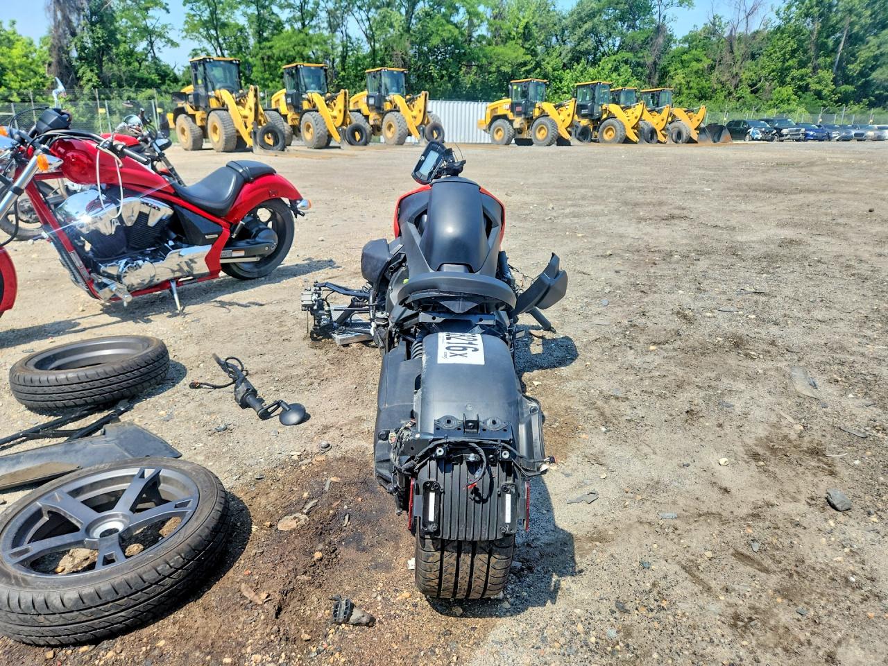 3JB2FEF27NJ002365 · 2022 CAN-AM RYKER · 4/9