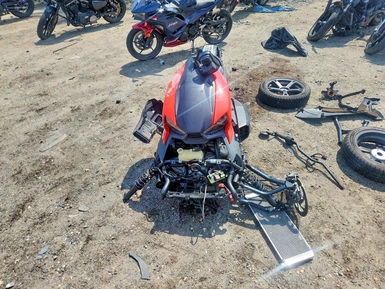 3JB2FEF27NJ002365 · 2022 CAN-AM RYKER · 5/9