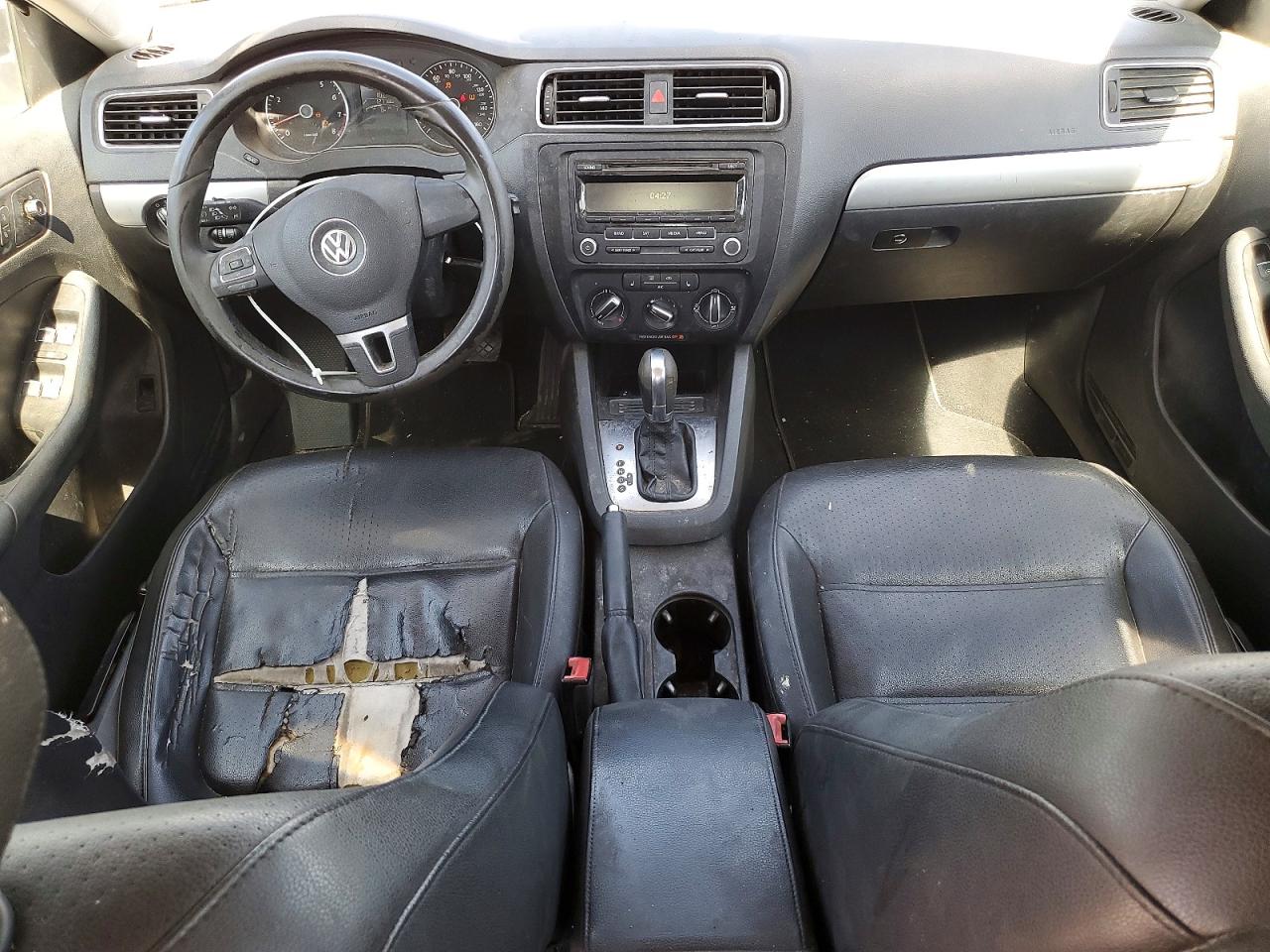 3VWD17AJ6EM362219 · 2014 VOLKSWAGEN JETTA · 8/12