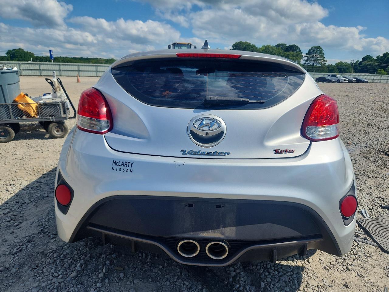 KMHTC6AEXGU302640 · 2016 HYUNDAI VELOSTER · 6/12