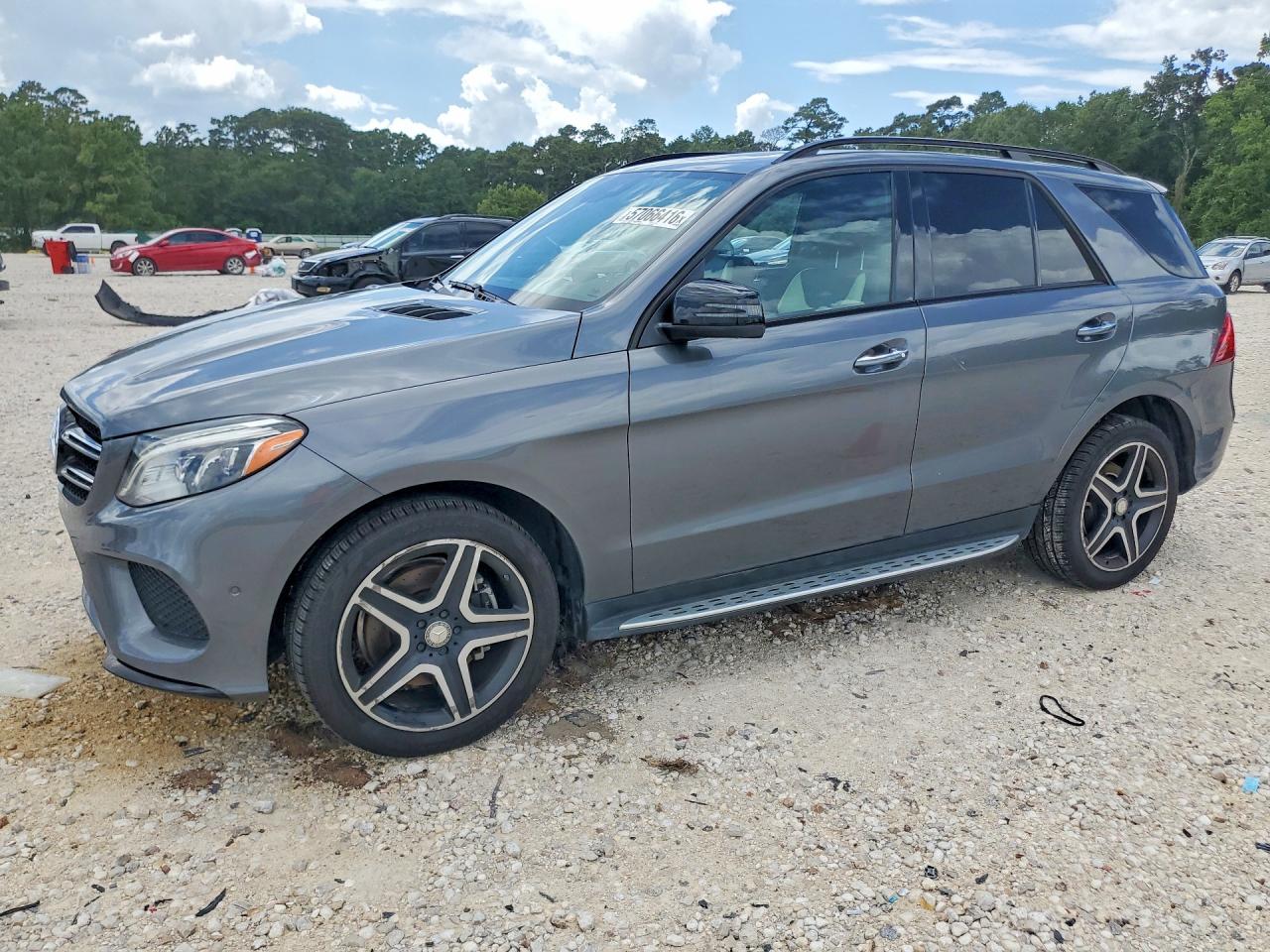 4JGDA5GB7HA864578 · 2017 MERCEDES-BENZ GLE